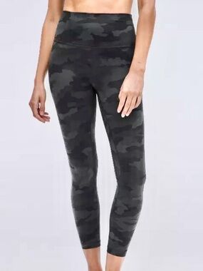 Lululemon Align High Rise Leggings Camo Size 4